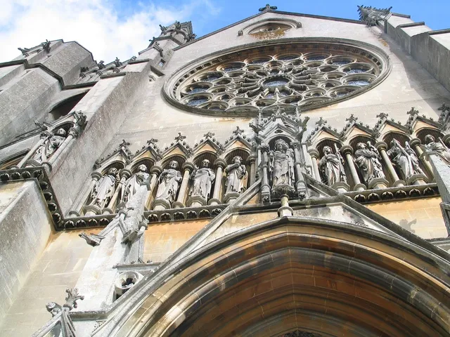 Le Coudray-Montceaux,
Cérémonie religieuse